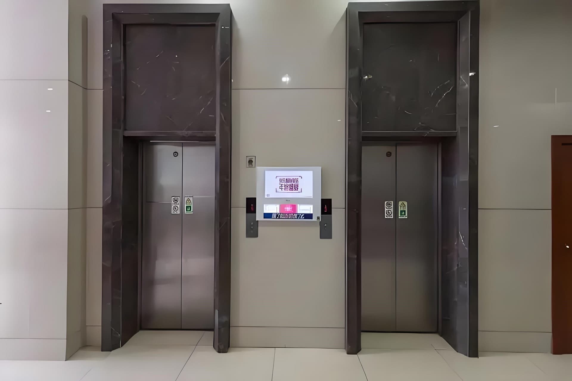 电梯厅